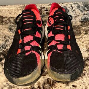 Kids Adidas Lightstrike Sneakers